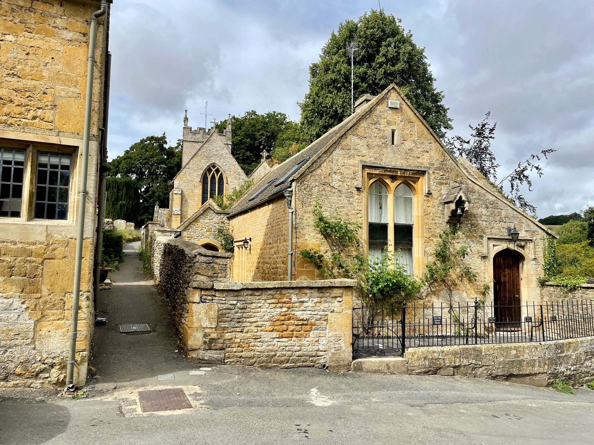 Lower Slaughter Limestone 