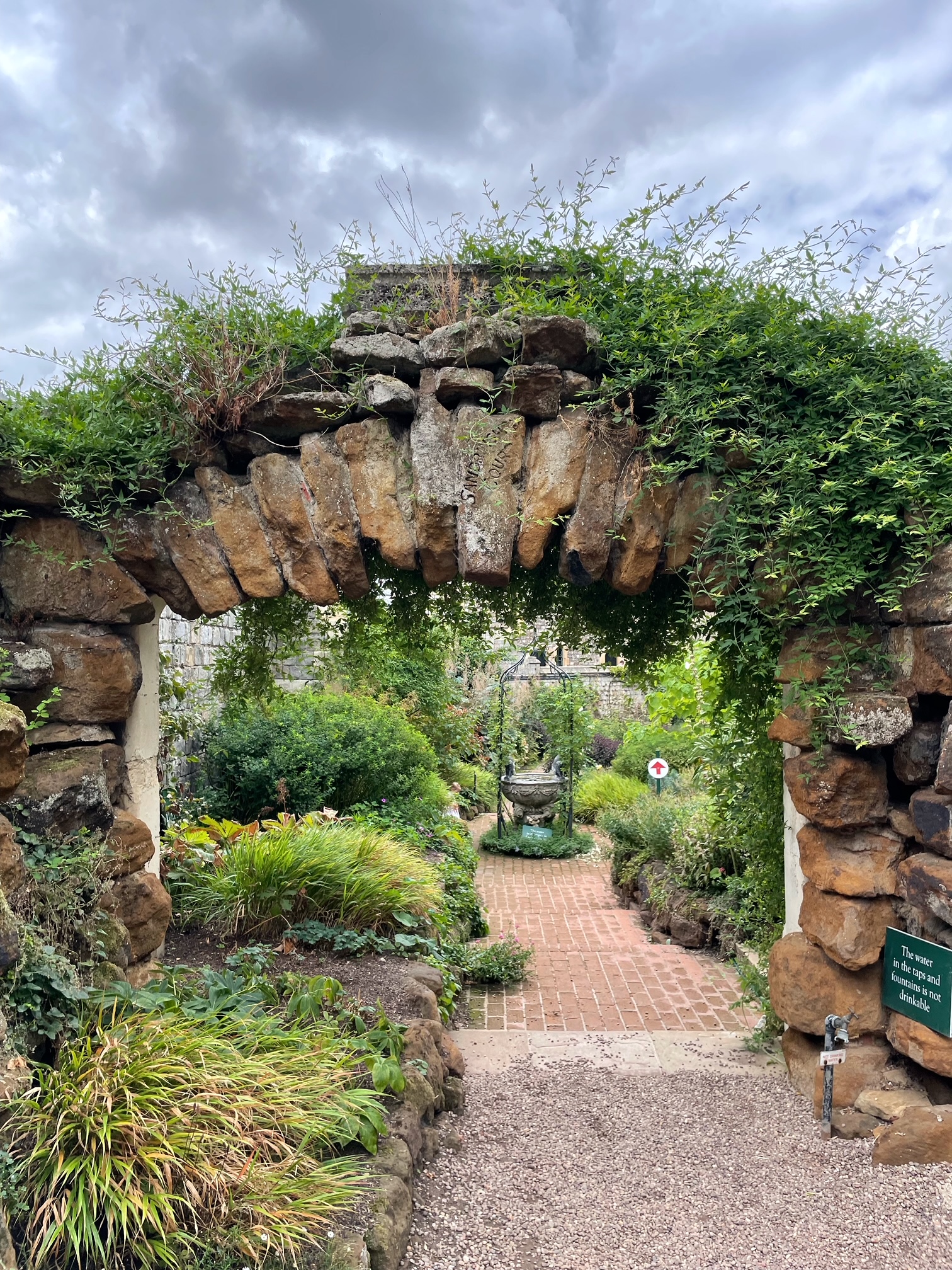 Windsor Garden Arch